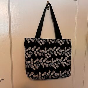Fighting Eel Black and White Pineapple Tote Bag Original